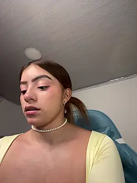 Melissa coll online show from May 12, 11:13 pm