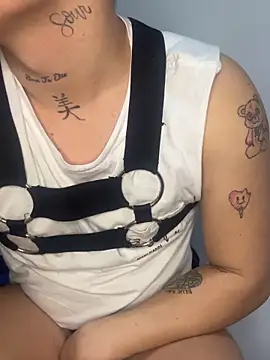 Kurtxxx22 online show from November 25, 1:16 am