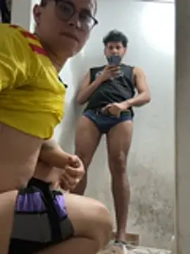 Snapshot of Kurtxxx22 chatting on July 12, 5:20 am Kurtxxx22 online show from July 12, 5:20 am