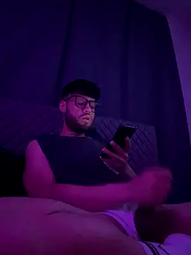 stalinhernandez online show from December 1, 5:01 am