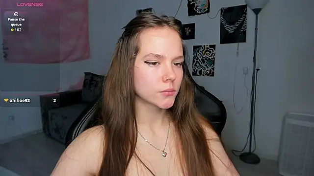 Snapshot of cute_little_ass chatting on September 14, 7:35 pm cute little ass online show from September 14, 7:35 pm