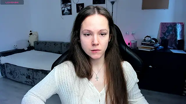 Snapshot of cute_little_ass chatting on March 1, 6:15 am cute little ass online show from March 1, 6:15 am