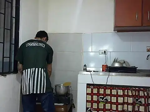 MeganAndMaxxh online show from November 12, 1:17 am