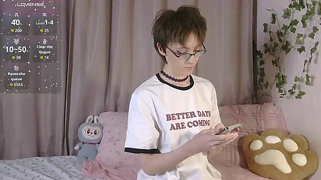 Snapshot of NextVibe_ chatting on April 15, 5:09 pm NextVibe online show from April 15, 5:09 pm