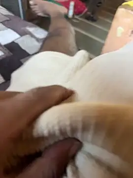 Snapshot of Xharmakesyoufeelorgasms chatting on April 12, 10:31 am Xharmakesyoufeelorgasms online show from April 12, 10:31 am