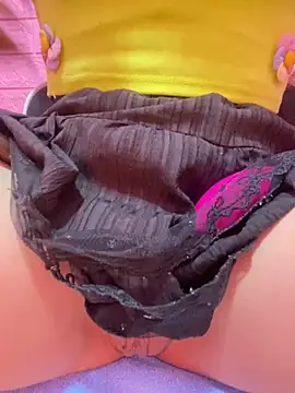 Snapshot of xixi2025-16 chatting on February 3, 9:47 am xixi2025-16 online show from February 3, 9:47 am