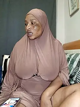 Sweetbxxx24 online show from April 13, 3:39 pm