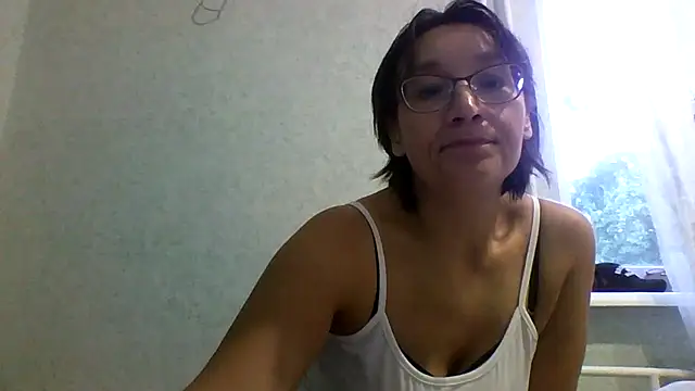 Snapshot of Moon_Janis chatting on September 13, 3:45 pm Moon Janis online show from September 13, 3:45 pm