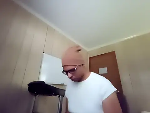 NaturalBeautyQueen online show from September 30, 1:38 pm