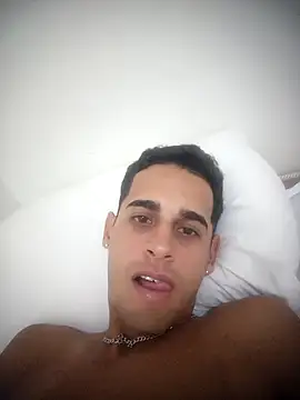 QUIEROFOLLARTEDUR online show from December 22, 12:13 pm