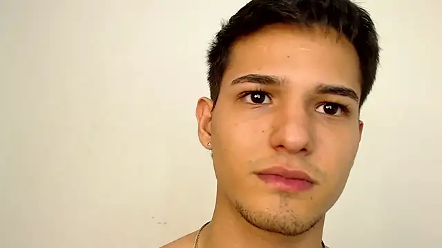 Alex mojica online show from February 27, 6:13 am