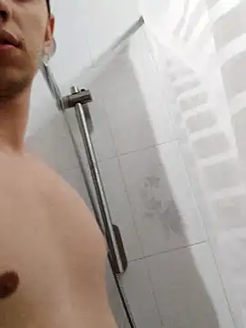 Snapshot of JoeisHere__ chatting on September 19, 6:52 pm JoeisHere   online show from September 19, 6:52 pm