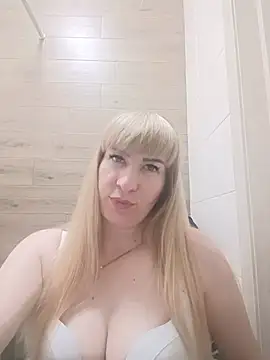 babyjessi online show from June 3, 8:50 am