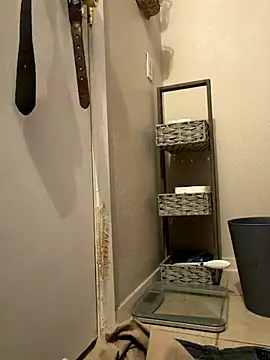 bearcub300 online show from October 30, 10:54 pm