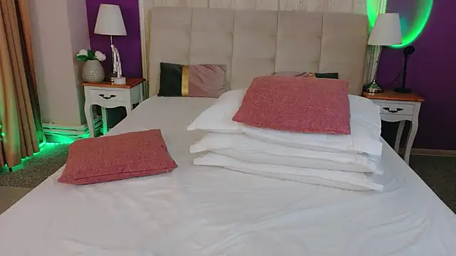 KimoraJoy online show from April 10, 9:19 pm