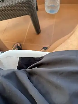 Manu97k online show from November 6, 9:32 am