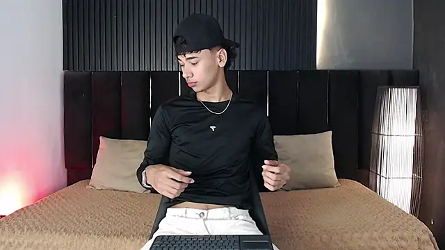 Dominic ghost online show from September 28, 6:57 pm