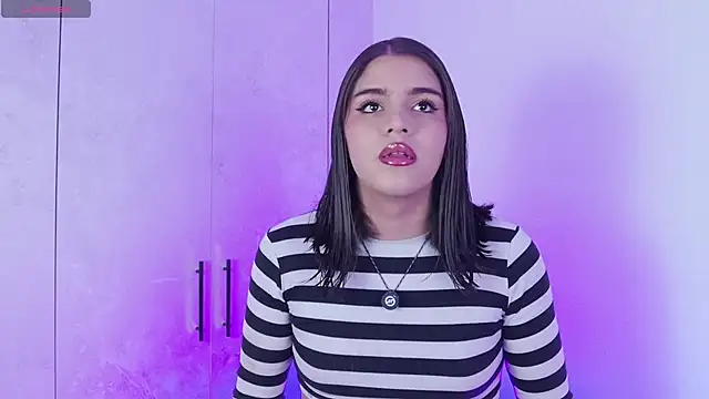 lizzywindsor online show from January 13, 2:55 pm