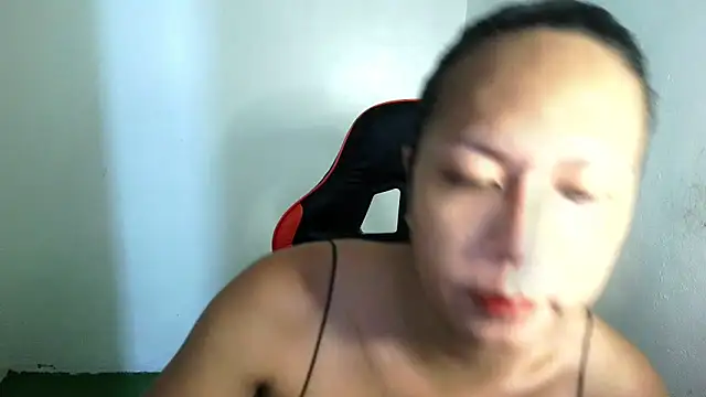 Snapshot of YourAsian_Cummer chatting on October 15, 12:05 pm YourAsian Cummer online show from October 15, 12:05 pm