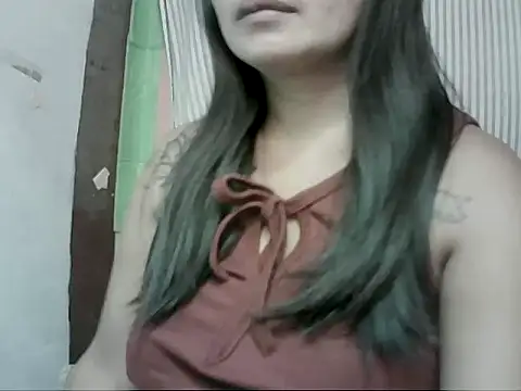 Snapshot of sexymorenapinay_33 chatting on February 20, 3:47 am sexymorenapinay 33 online show from February 20, 3:47 am