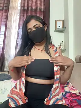 Snapshot of Theindian_Barbie chatting on February 3, 7:57 am Theindian Barbie online show from February 3, 7:57 am