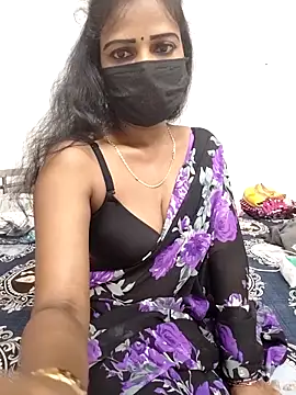 Snapshot of Misss-julli chatting on September 13, 12:49 pm Misss-julli online show from September 13, 12:49 pm