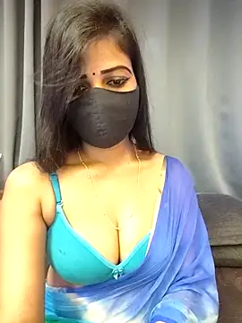 Misss-julli online show from February 17, 7:05 am