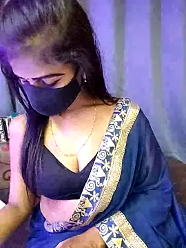 Snapshot of Misss-julli chatting on March 26, 4:12 pm Misss-julli online show from March 26, 4:12 pm
