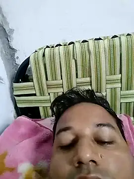 Snapshot of sumit_19 chatting on November 29, 11:30 pm sumit 19 online show from November 29, 11:30 pm