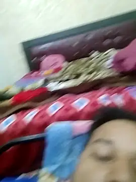 Snapshot of sumit_19 chatting on February 11, 5:07 pm sumit 19 online show from February 11, 5:07 pm