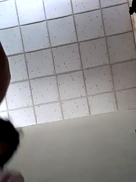 Snapshot of Samia_102 chatting on May 9, 7:24 am Samia 102 online show from May 9, 7:24 am