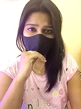 Snapshot of hoty_sonali chatting on October 12, 6:18 pm hoty sonali online show from October 12, 6:18 pm