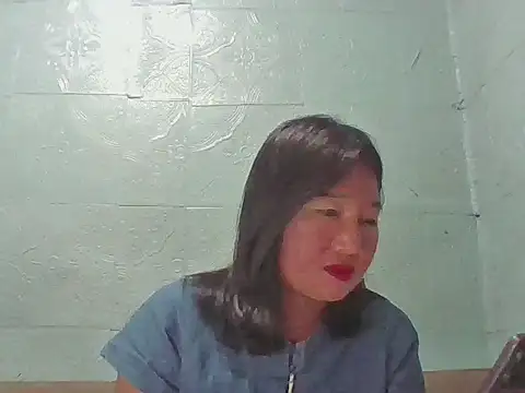 Snapshot of sluttymisuki chatting on March 3, 12:33 pm sluttymisuki online show from March 3, 12:33 pm