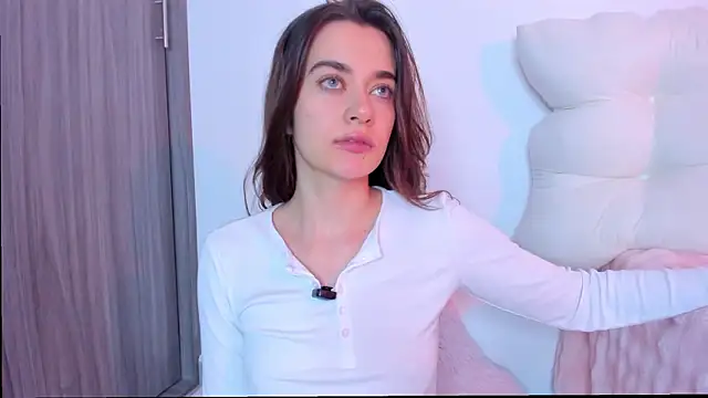 MissLana77 online show from March 7, 1:24 am