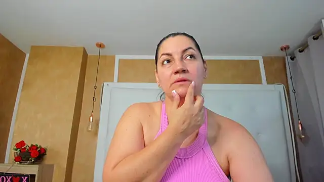 Heidy milf online show from July 9, 8:35 pm