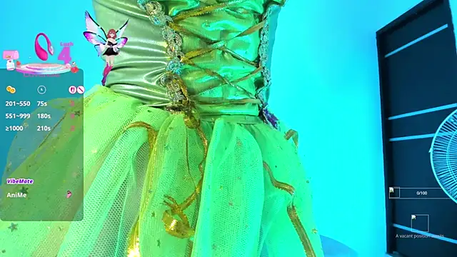 Snapshot of luxurykatty chatting on October 31, 8:54 pm luxurykatty online show from October 31, 8:54 pm