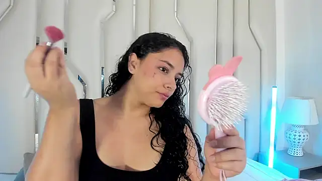 Angellit Afrodita  online show from June 10, 10:03 am