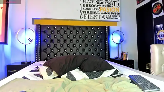 TaylerWhite online show from November 13, 12:59 pm