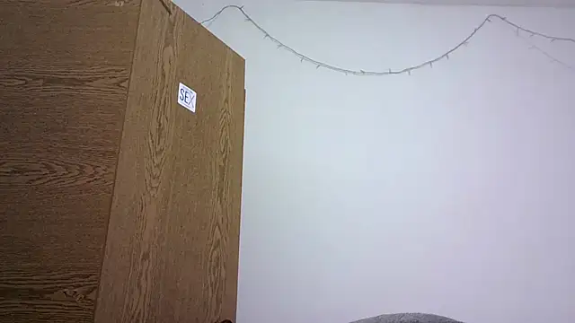 Black Scorpion91 online show from October 16, 6:09 pm