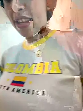 Mia garcia28 online show from November 13, 7:46 pm