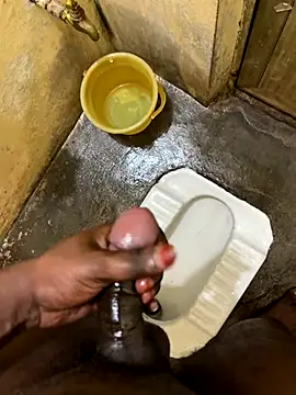 Snapshot of mrsaihotguy chatting on September 13, 12:43 am mrsaihotguy online show from September 13, 12:43 am