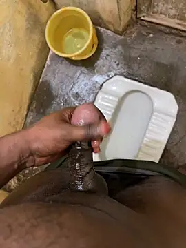 Snapshot of mrsaihotguy chatting on October 12, 1:26 am mrsaihotguy online show from October 12, 1:26 am