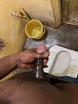 Snapshot of mrsaihotguy chatting on October 17, 1:53 am mrsaihotguy online show from October 17, 1:53 am