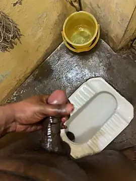 Snapshot of mrsaihotguy chatting on November 1, 3:19 am mrsaihotguy online show from November 1, 3:19 am