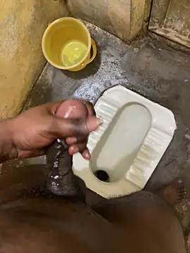 Snapshot of mrsaihotguy chatting on December 22, 3:03 am mrsaihotguy online show from December 22, 3:03 am