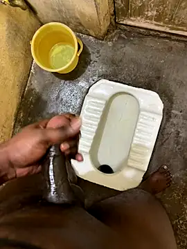 Snapshot of mrsaihotguy chatting on January 7, 3:20 am mrsaihotguy online show from January 7, 3:20 am