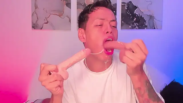 tommy steelee online show from December 22, 11:02 pm