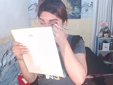 Alexandriasexycock4u online show from November 8, 4:56 am