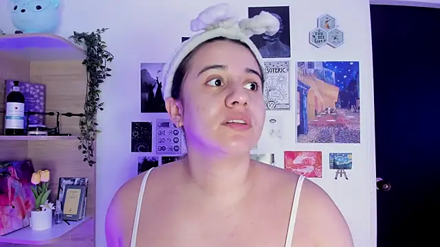 Snapshot of Lana_Herondale chatting on October 5, 9:02 pm Lana Herondale online show from October 5, 9:02 pm