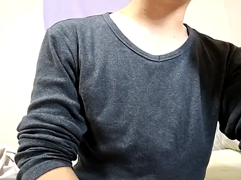 Snapshot of Earth_001 chatting on October 14, 1:56 pm Earth 001 online show from October 14, 1:56 pm